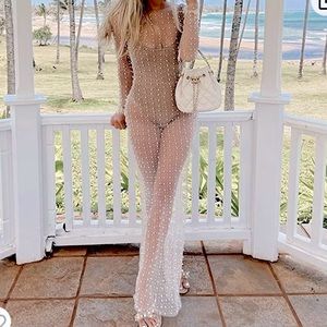 Never worn Maxi Pearl Beach cover up